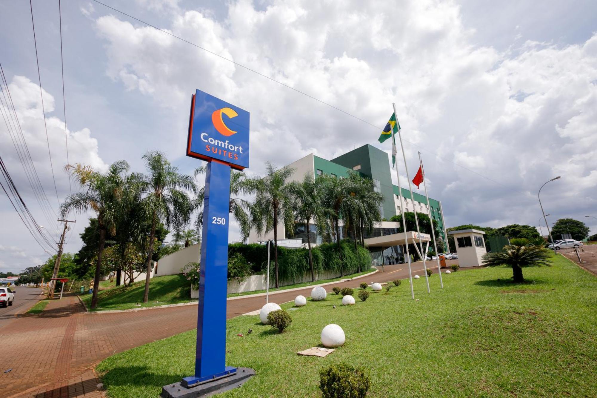 Comfort Hotel 4*